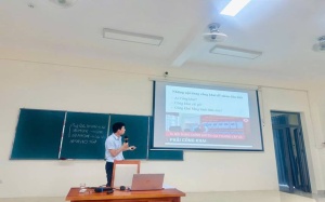 KHOA NHÀ NƯỚC VÀ PHÁP LUẬT TÍCH CỰC DUYỆT BÀI MỚI TRƯỚC KHI GIẢNG TRÊN LỚP