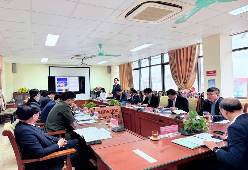 HỘI ĐỒNG ĐÁNH GIÁ, NGHIỆM THU CẤP CƠ SỞ ĐỀ TÀI KHOA HỌC VÀ CÔNG NGHỆ CẤP TỈNH “ PHỐI HỢP CÁC TỔ CHỨC, LỰC LƯỢNG ĐẤU TRANH, PHẢN BÁC CÁC QUAN ĐIỂM SAI TRÁI, THÙ ĐỊCH TRÊN ĐỊA BÀN TỈNH BẮC GIANG HIỆN NAY”
