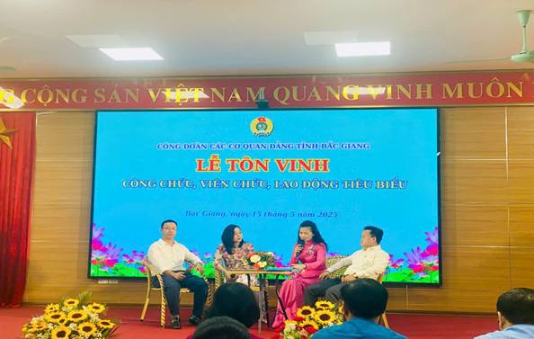 3 ĐOÀN VIÊN CÔNG ĐOÀN TRƯỜNG CHÍNH TRỊ TỈNH  ĐƯỢC TÔN VINH ĐOÀN VIÊN TIÊU BIỂU NĂM 2025