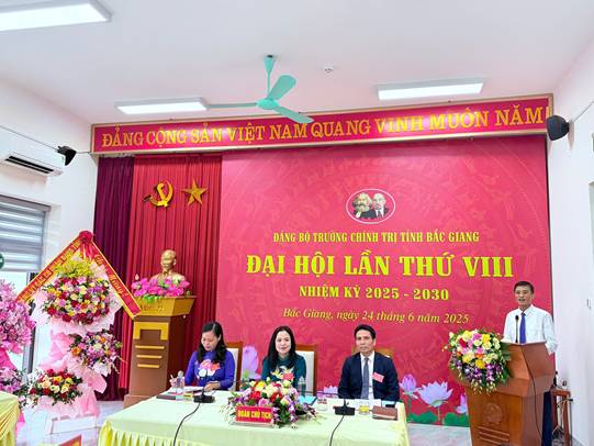 ĐẠI HỘI ĐẢNG BỘ TRƯỜNG CHÍNH TRỊ TỈNH BẮC GIANG LẦN THỨ VIII, NHIỆM KỲ 2025-2030 - ĐẠI HỘI CỦA “ĐOÀN KẾT - DÂN CHỦ - KỶ CƯƠNG - SÁNG TẠO - PHÁT TRIỂN”